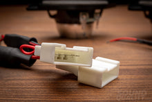 Load image into Gallery viewer, Awave Aw-25 2.5 Wideband Speakers For Toyota