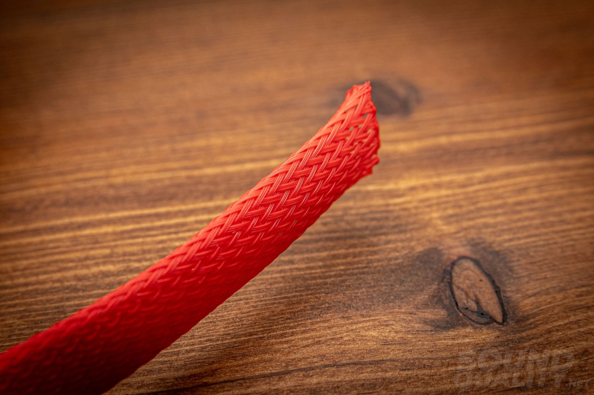 Audio System Braided Wire Sleeve Red 8.9-25.5Mm Diameter 35M Roll