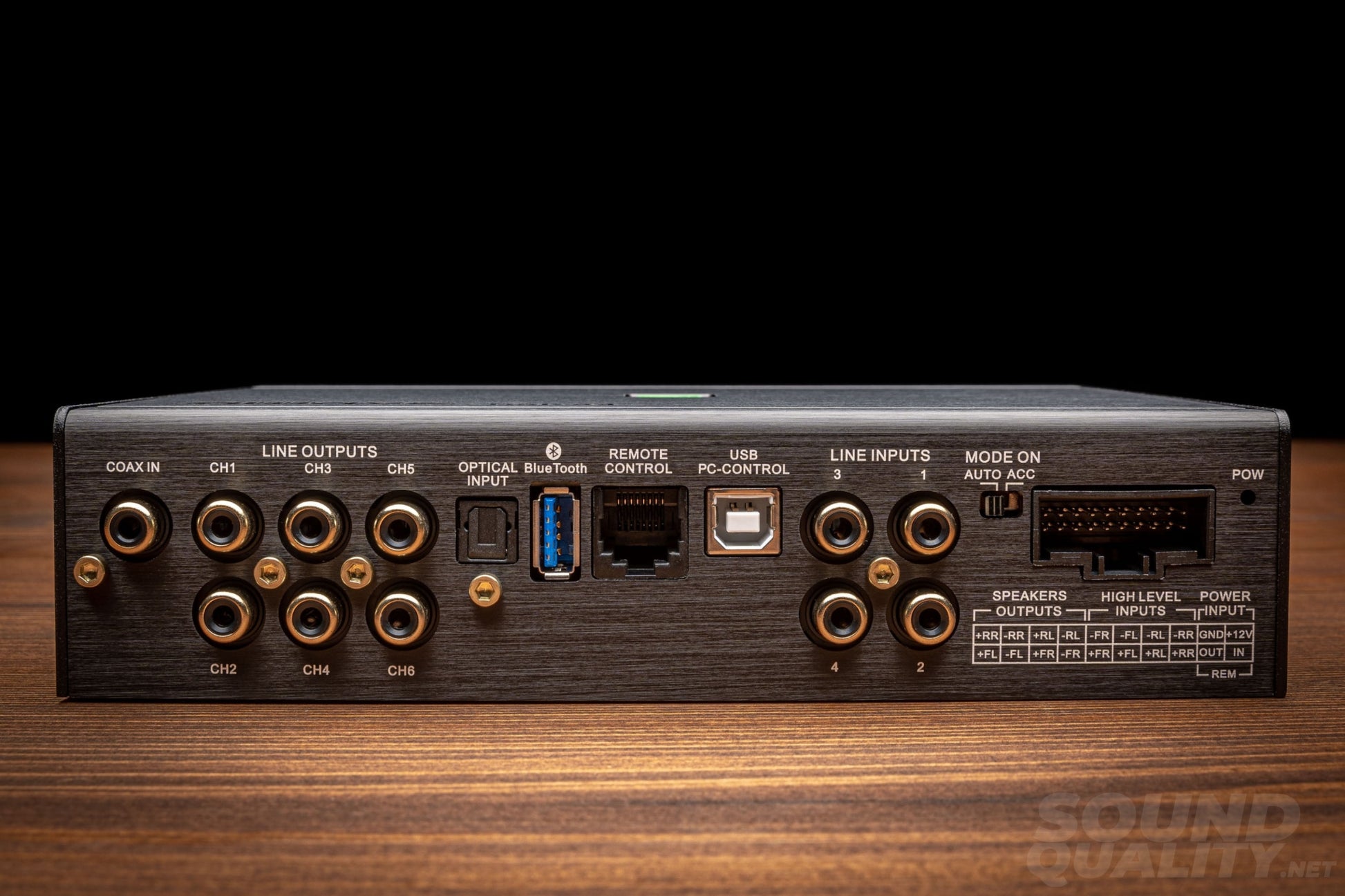 Awave Dsp-A4 4-Channel Amplifier With 6-Channel Dsp