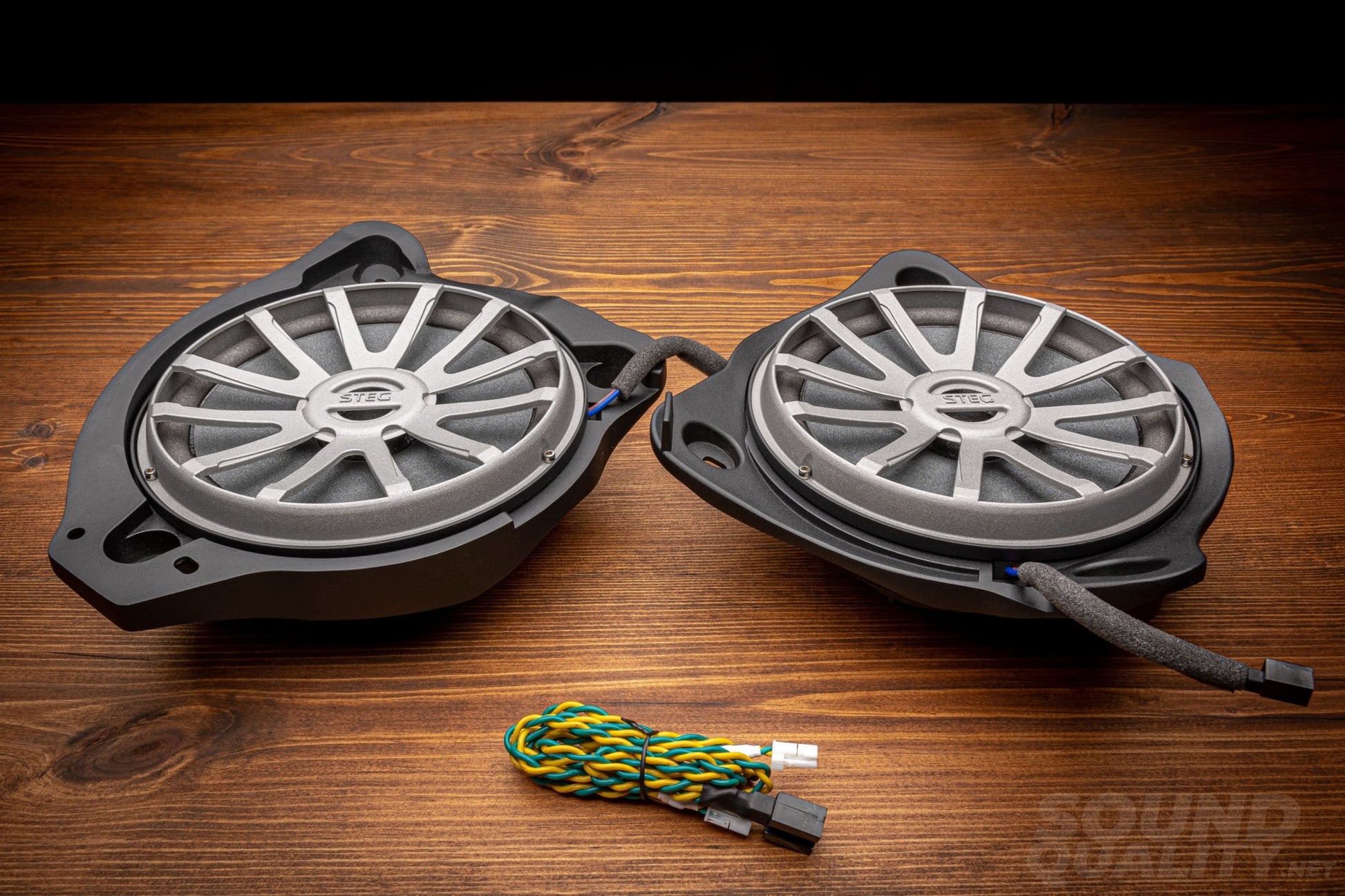 Steg Bzw80 (L/r) 8 Firewall Midbass For Mercedes-Benz