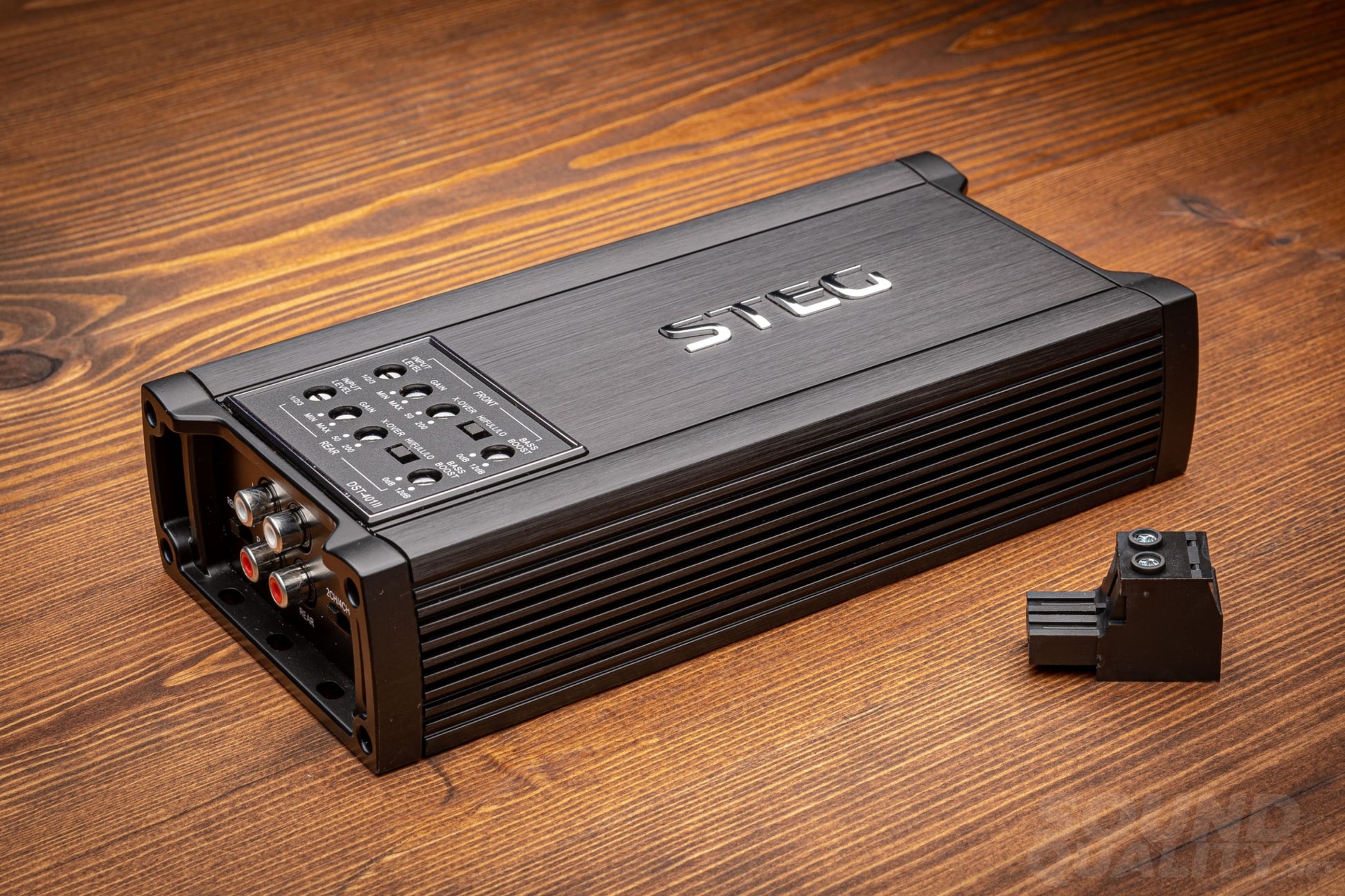 Steg Dst401Dii 4-Channel Amplifier