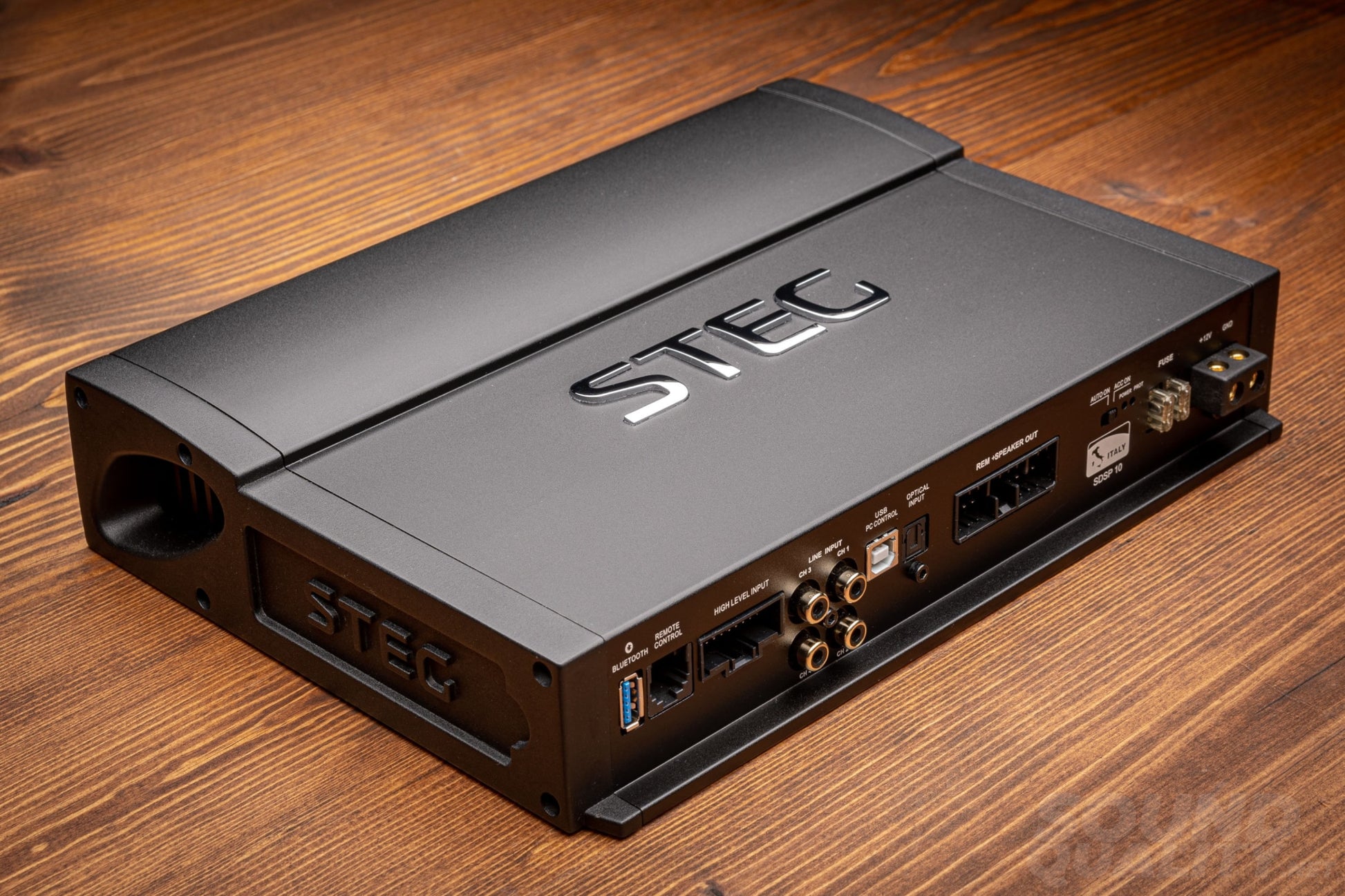 Steg Sdsp10 8-Channel Amplifier With 10-Channel Dsp