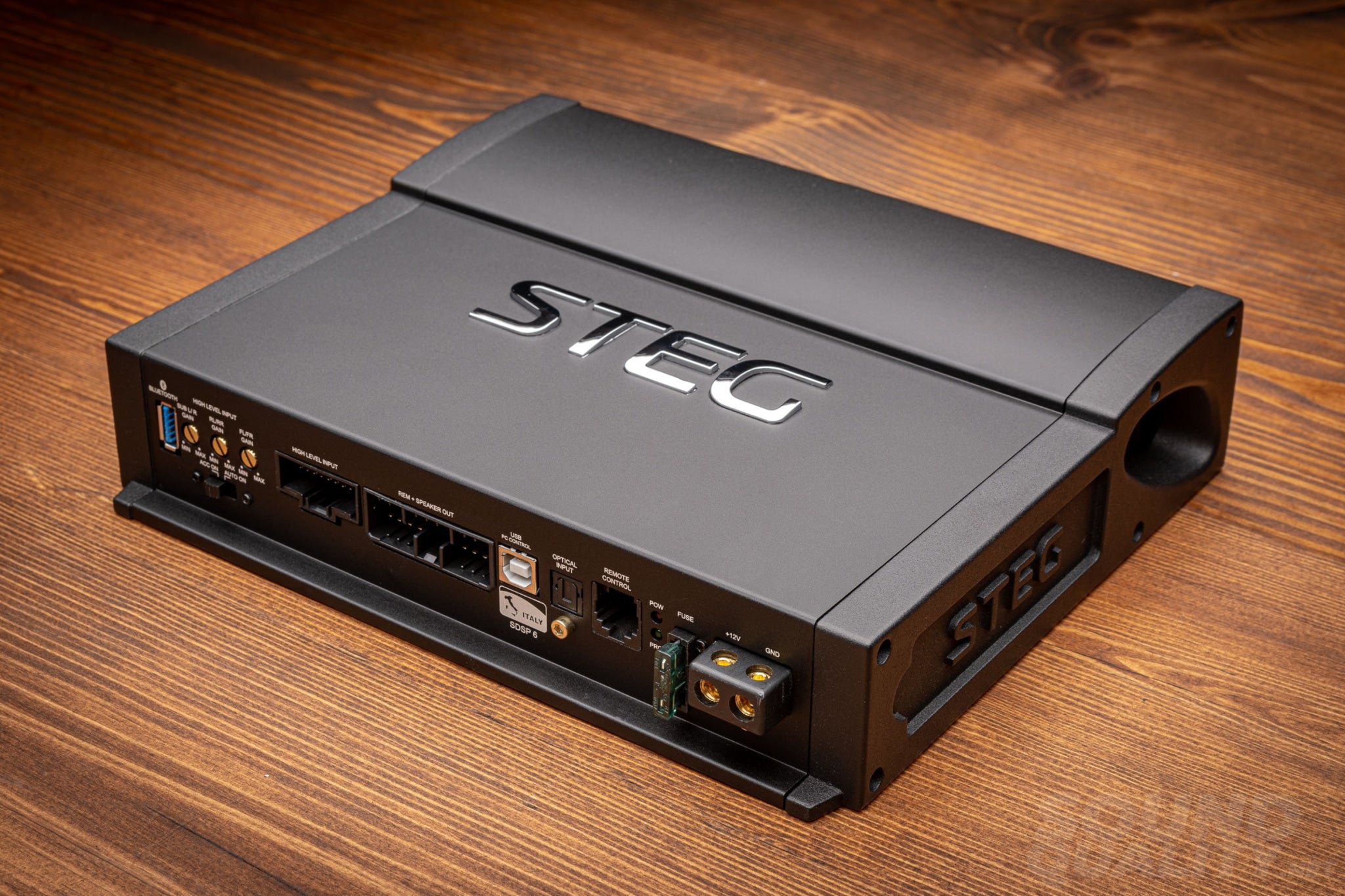Steg Sdsp6 6-Channel Amplifier With 8-Channel Dsp