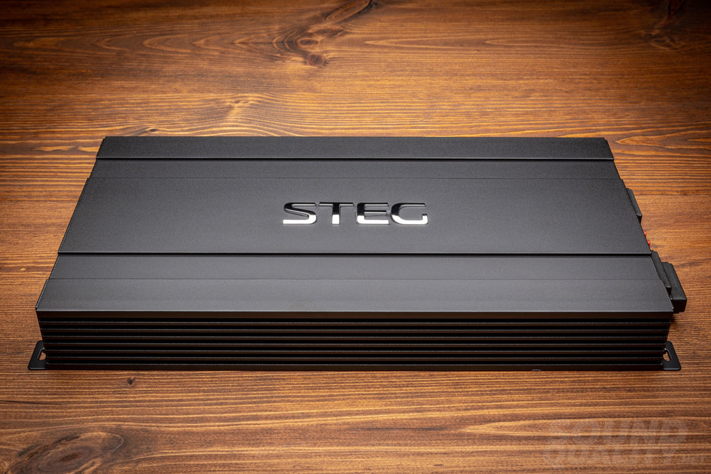 Steg St402 4-Channel Amplifier
