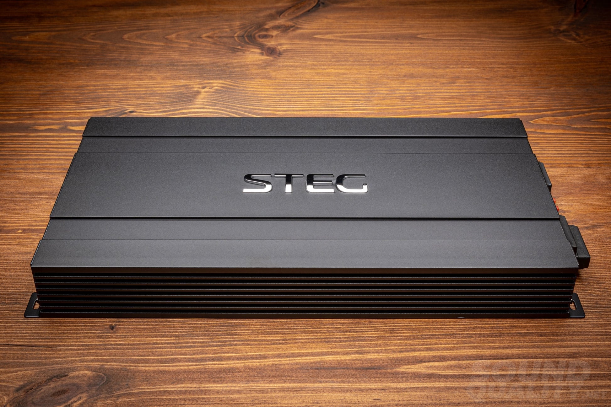Steg St402 4-Channel Amplifier