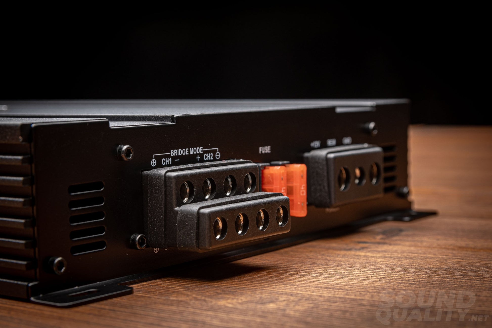 Steg St402 4-Channel Amplifier