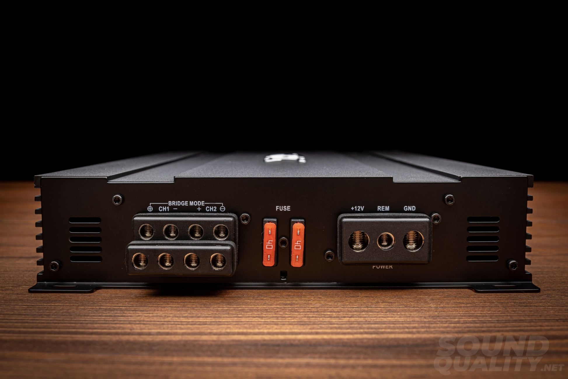 Steg St402 4-Channel Amplifier